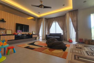 Bukit Jelutong, Jalan Kubah, Shah Alam