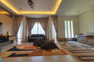 Bukit Jelutong, Jalan Kubah, Shah Alam