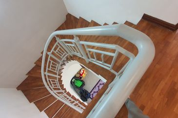 Bukit Jelutong, Jalan Kubah, Shah Alam