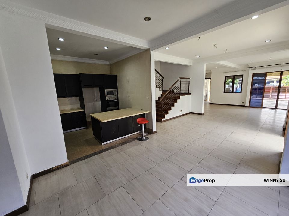 Bukit Jelutong, Selangor, Bukit Jelutong