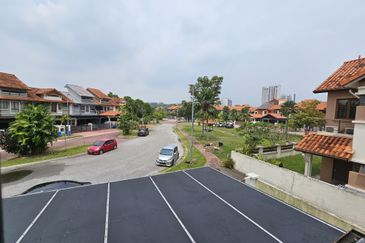 Bukit Jelutong