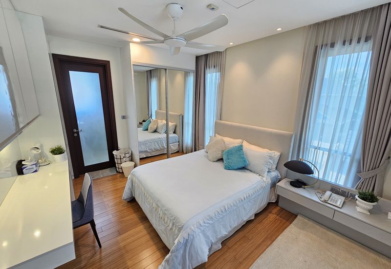 Bukit Jelutong (The Enclave)