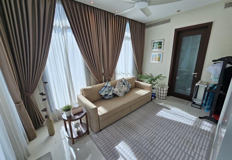 Bukit Jelutong (The Enclave)