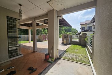 Bukit Jelutong