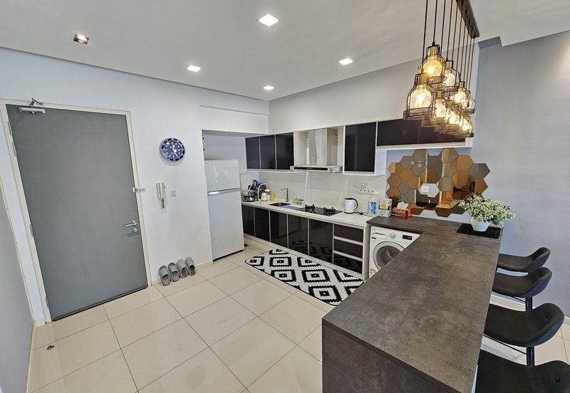 Bukit Jelutong ( Renai Residences )