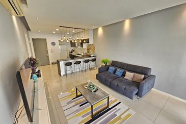 Bukit Jelutong ( Renai Residences )