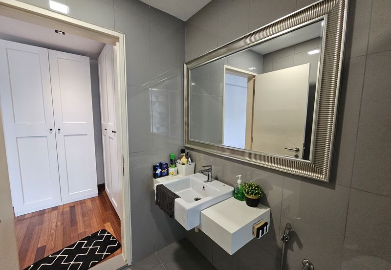 Bukit Jelutong ( Renai Residences )