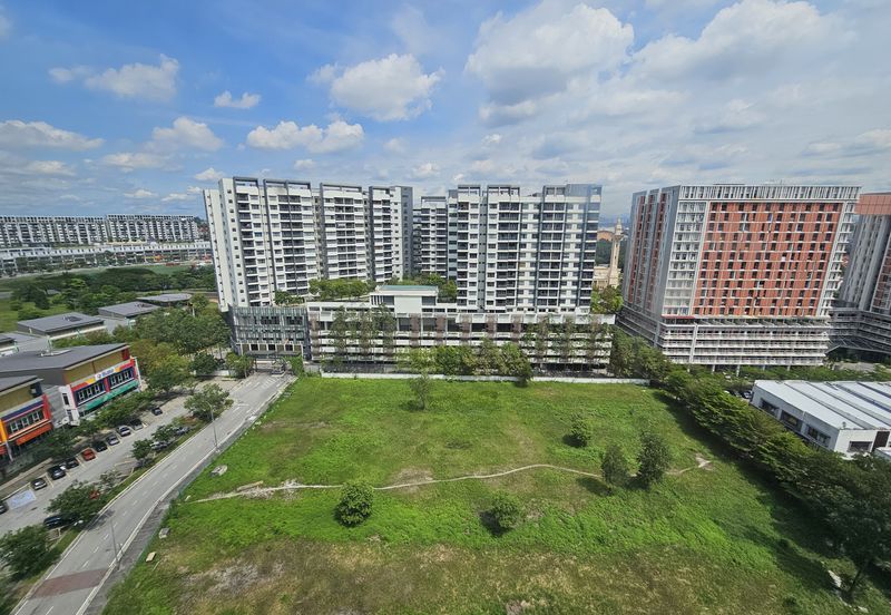 Bukit Jelutong ( Renai Residences )
