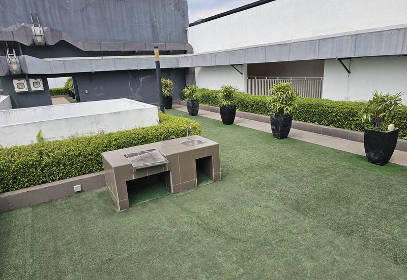 Bukit Jelutong ( Renai Residences )