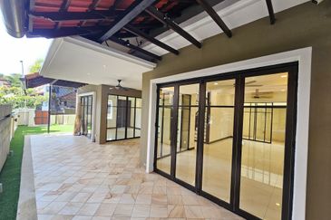 Cahaya SPK, Seksyen U9