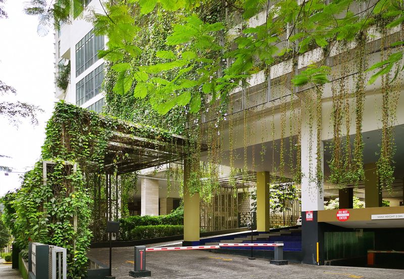 Six Ceylon (6 Ceylon)