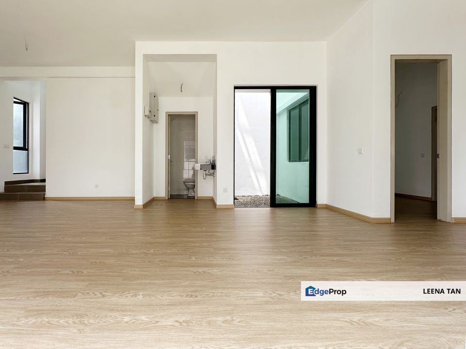 No 8 Unit Never Occupied - Renovated & Well Maintained!, Selangor, Telok Panglima Garang