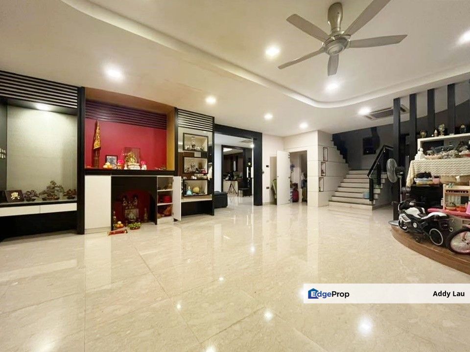 Taman Saujana Double Storey Bungalow, Johor, Kluang