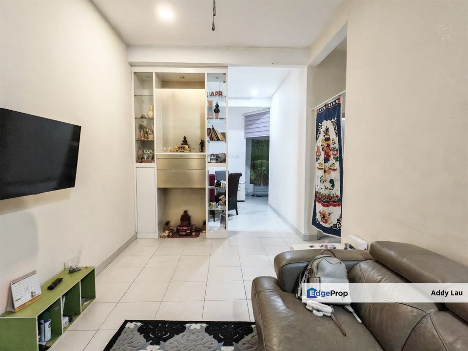 Taman Mengkibol Single Storey Terrace House, Johor, Kluang