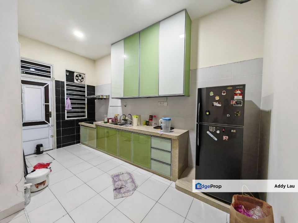 Taman Mengkibol Single Storey Terrace House, Johor, Kluang