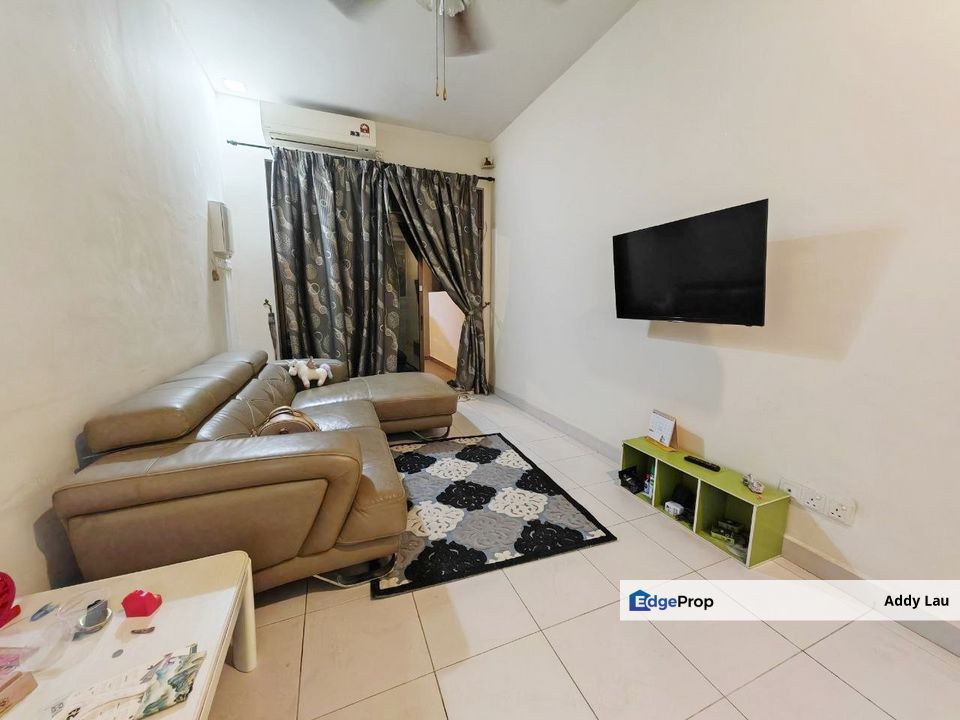 Taman Mengkibol Single Storey Terrace House, Johor, Kluang