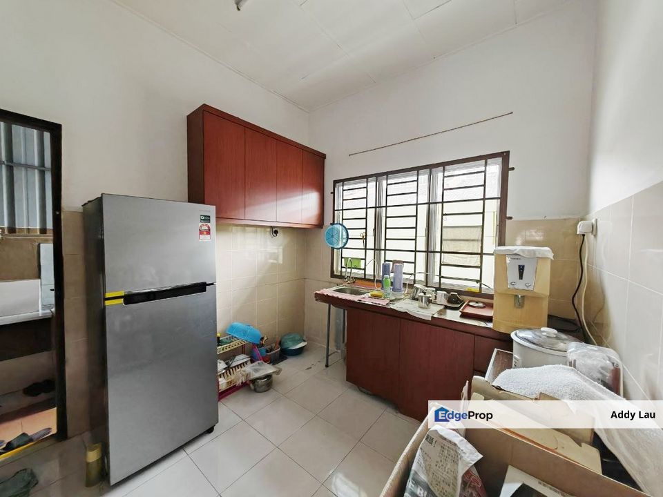 Taman Mengkibol Single Storey Terrace House, Johor, Kluang