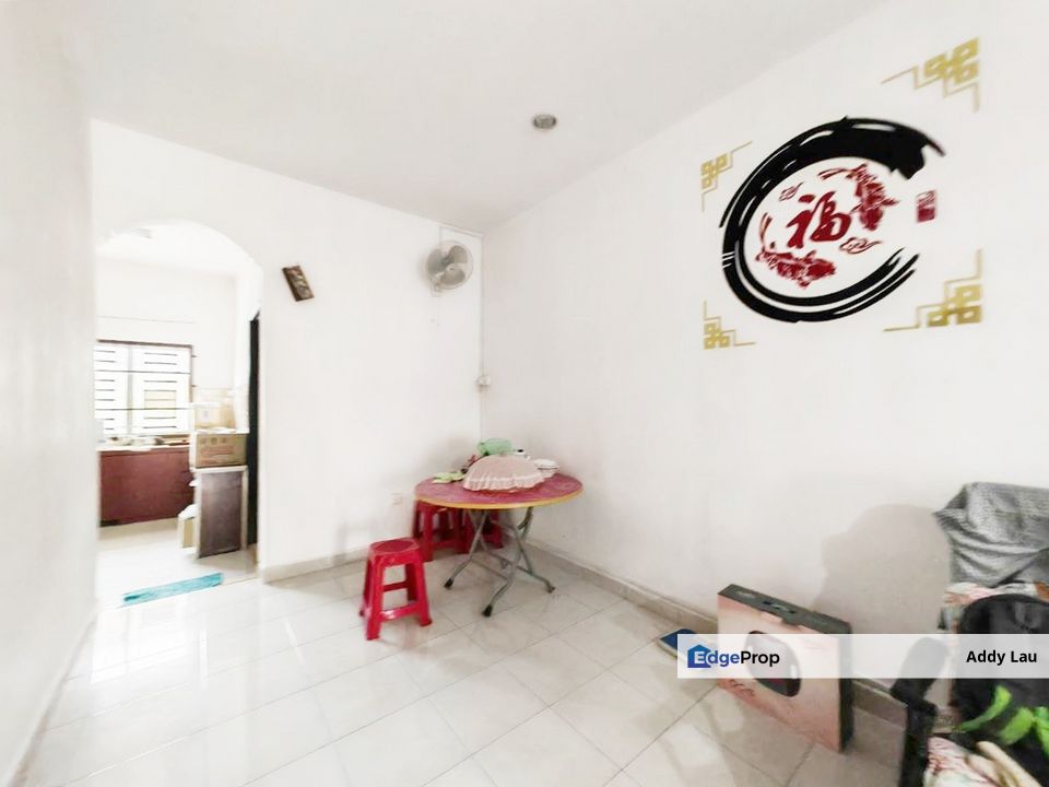 Taman Mengkibol Single Storey Terrace House, Johor, Kluang
