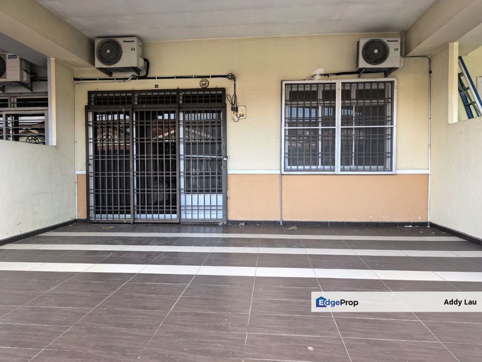 Taman Pelangi Single Storey Terrace House, Johor, Kluang