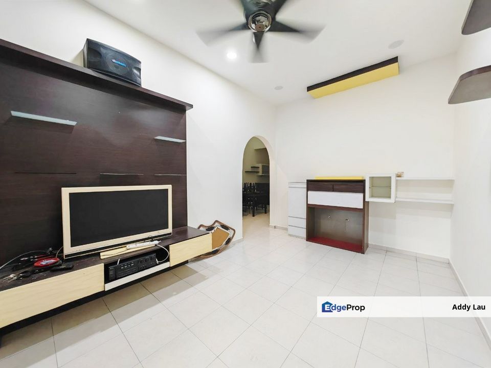 Taman Pelangi Single Storey Terrace House, Johor, Kluang