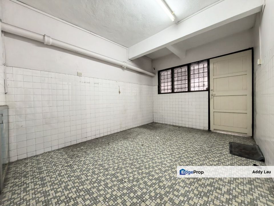 Taman Berlian Biru Double Storey Terrace House, Johor, Kluang