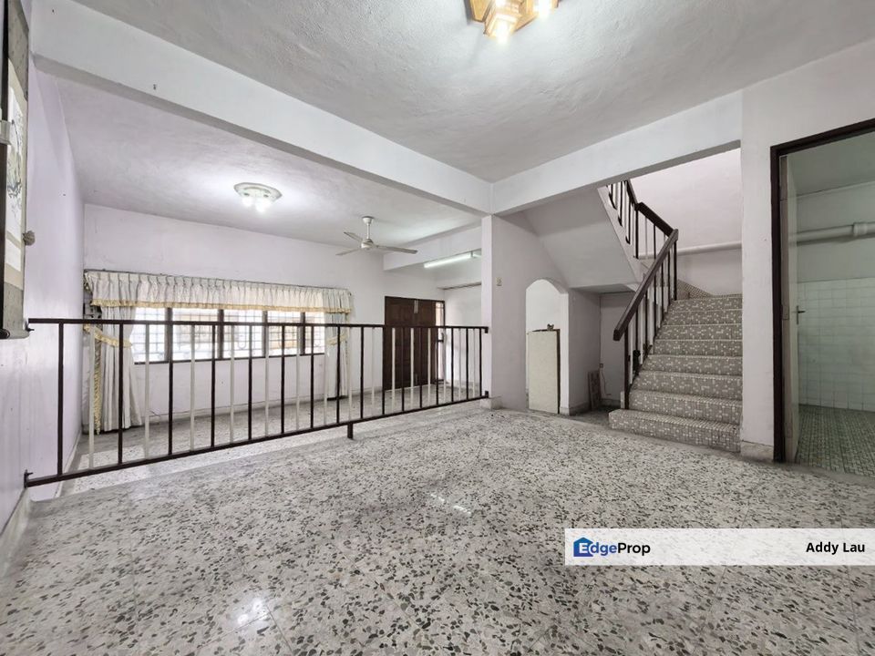 Taman Berlian Biru Double Storey Terrace House, Johor, Kluang