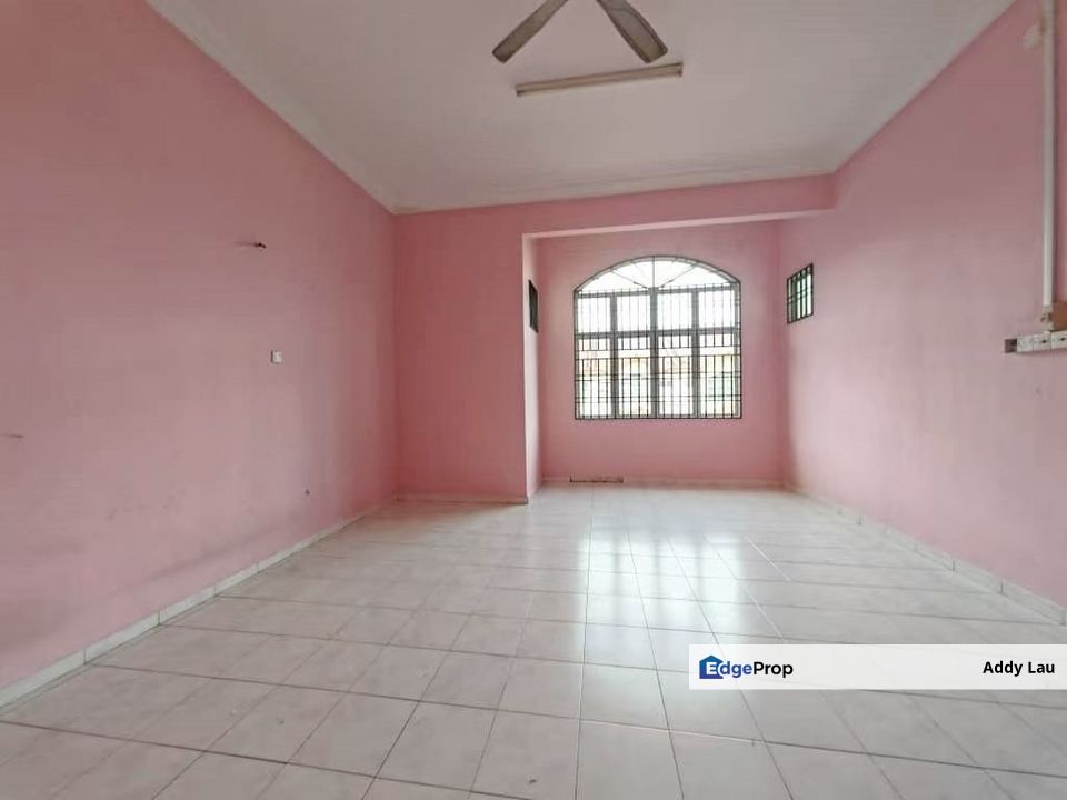 Taman Kampung Majid 1-1/2 Storey Terrace House, Johor, Kluang