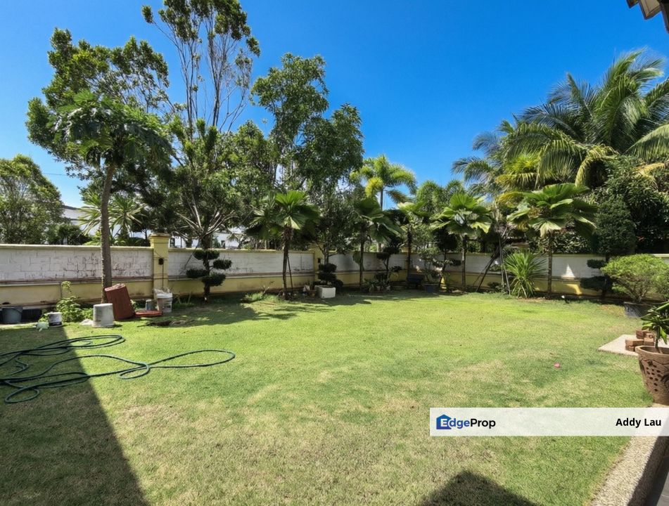 Taman Yayasan 1-1/2 Storey Semi Detached House, Johor, Segamat