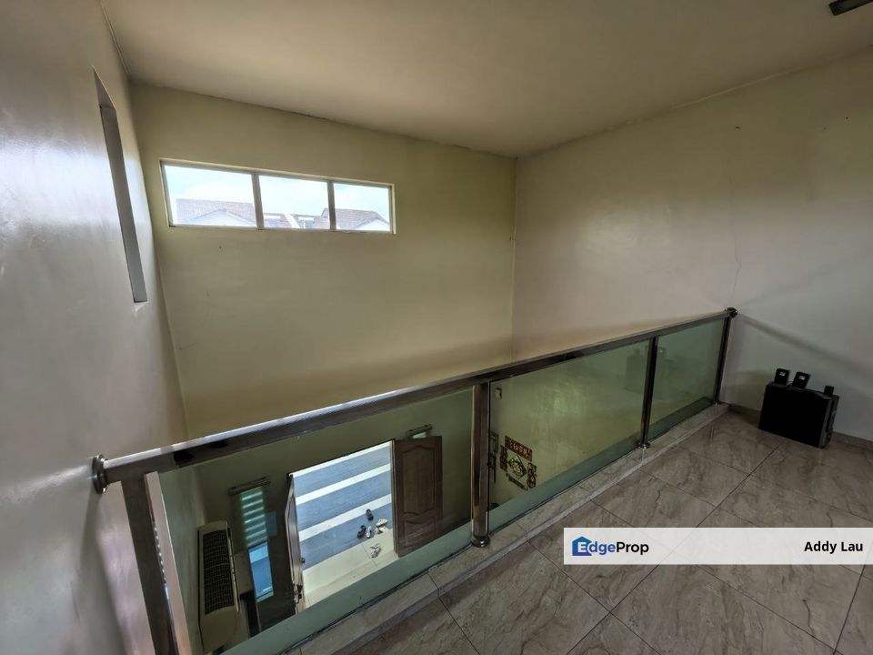 Taman Yayasan 1-1/2 Storey Semi Detached House, Johor, Segamat