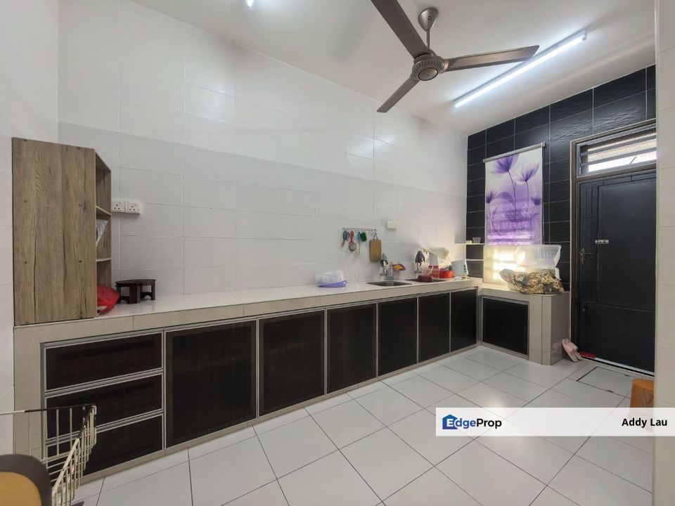 Taman Mengkibol Single Storey Terrace House, Johor, Kluang