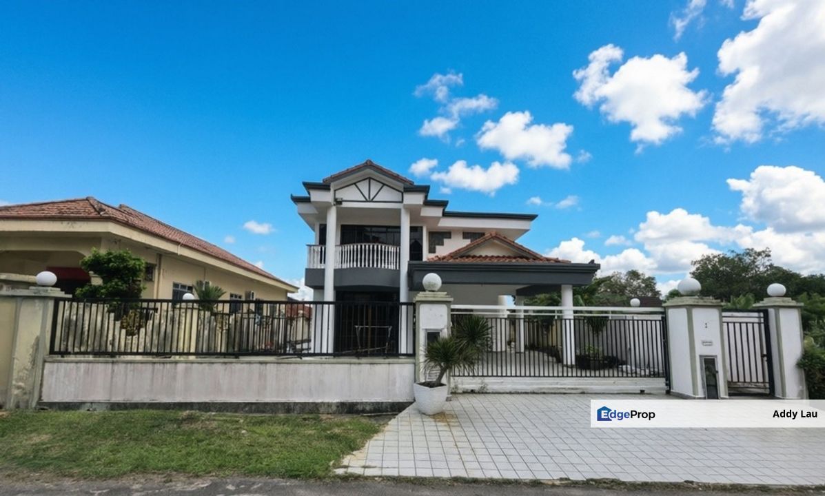Taman Intan Double Storey Bungalow House, Johor, Kluang