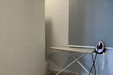 Meridin Bayvue Apartment