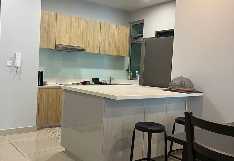 Meridin Bayvue Apartment