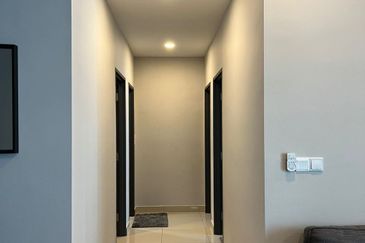 Meridin Bayvue Apartment