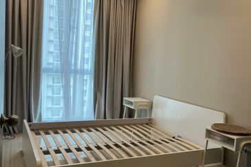 Meridin Bayvue Apartment