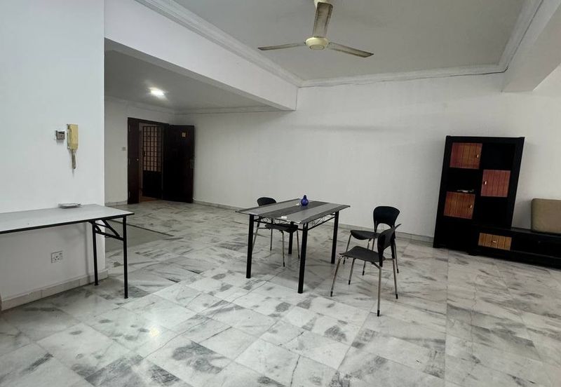 Aloha Tower Condominium