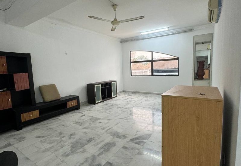 Aloha Tower Condominium