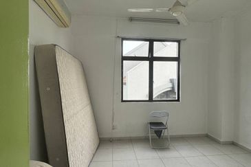 Aloha Tower Condominium