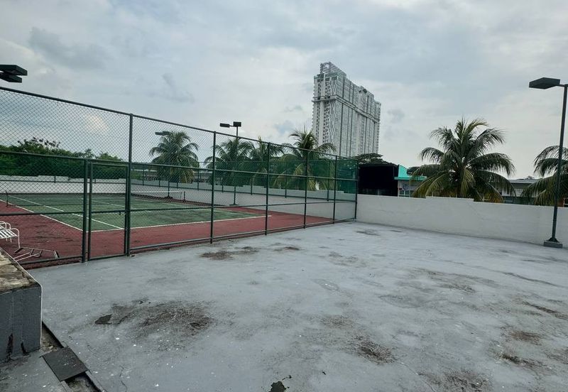 Aloha Tower Condominium