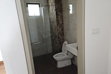 Taman Laguna Heights