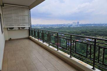 Taman Laguna Heights