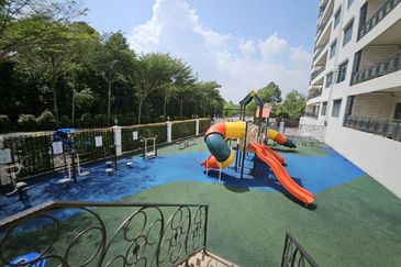 Taman Laguna Heights