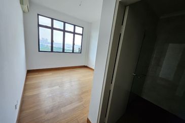 Taman Laguna Heights