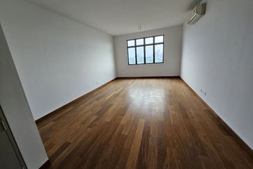 Taman Laguna Heights