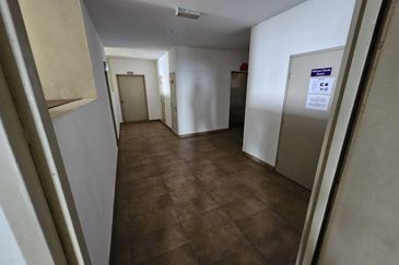 Taman Laguna Heights