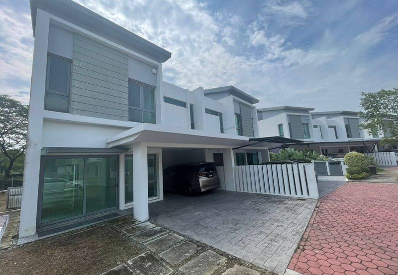 Sunway Lenang Heights