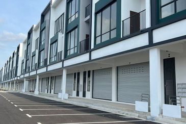 Crest @ Austin Emerald 2