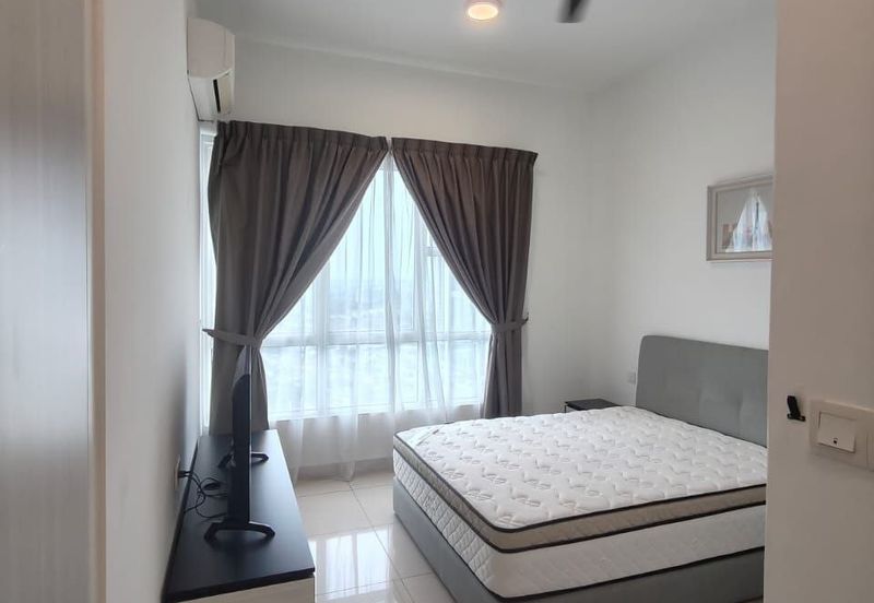 The Pinnacles (Pinnacle Tower)