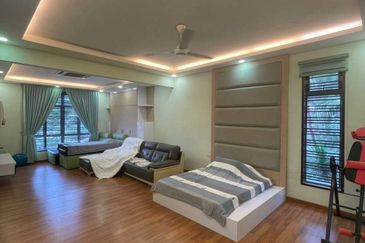 Park Link Villa @ Impian Height, Impian Emas Double Storey Semi Detached Corner Lot For Sale Fully Renovated Fully Extended