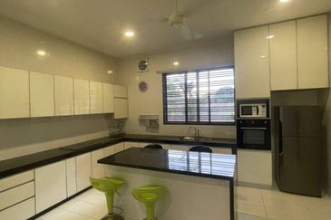 Park Link Villa @ Impian Height, Impian Emas Double Storey Semi Detached Corner Lot For Sale Fully Renovated Fully Extended